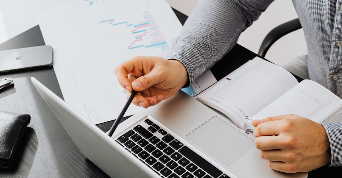 Free vs Paid Production Scheduling Software: What Manufacturers Need to Know